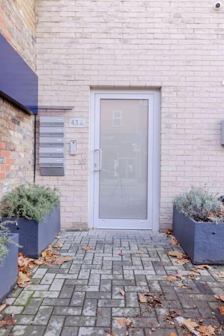 Vertigo Boutique Sleeps 4 London Kingston upon Thames  Εξωτερικό φωτογραφία